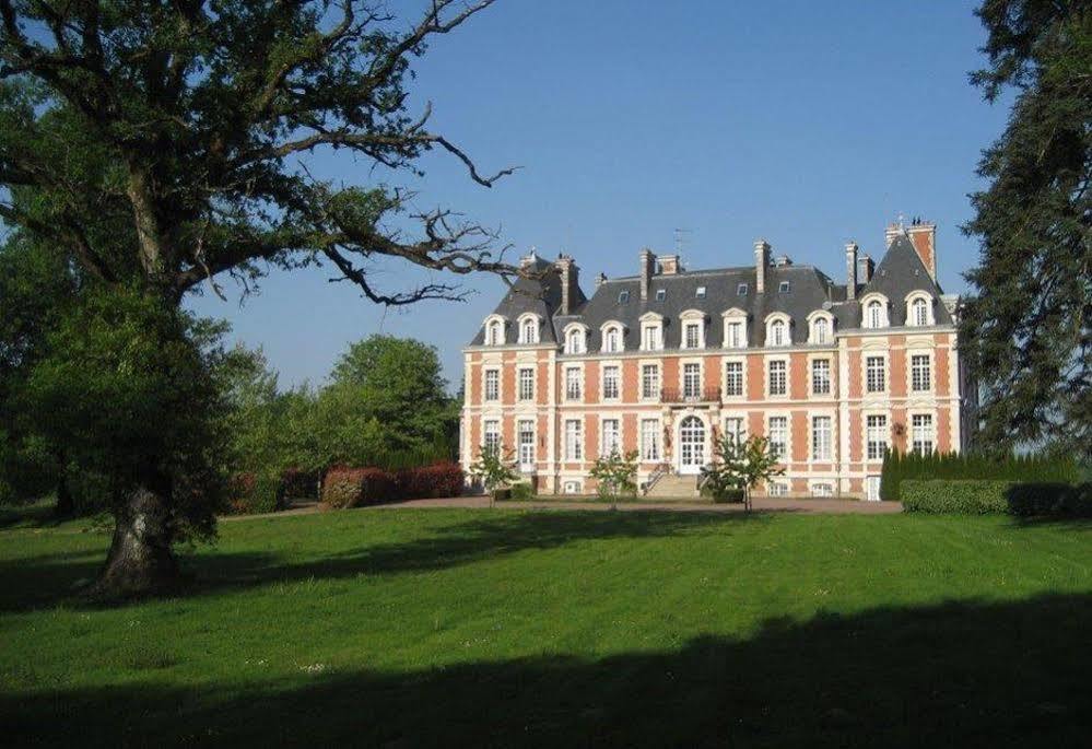 Wyndham Halcyon Resort La Souterraine Noth Exterior foto