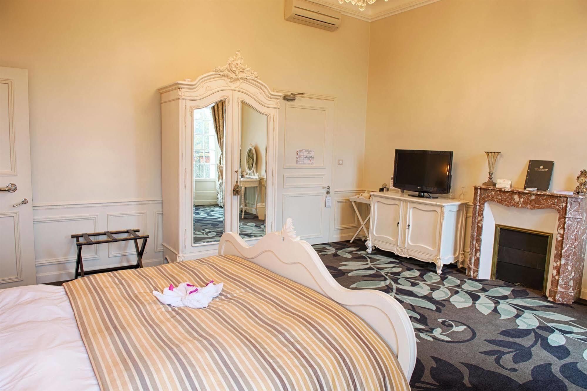 Wyndham Halcyon Resort La Souterraine Noth Exterior foto